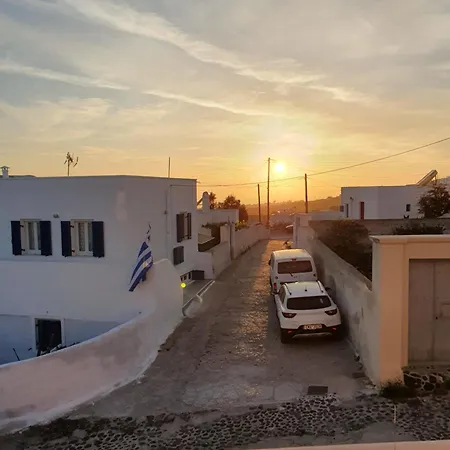 Kalamia's Sunny Apartamento