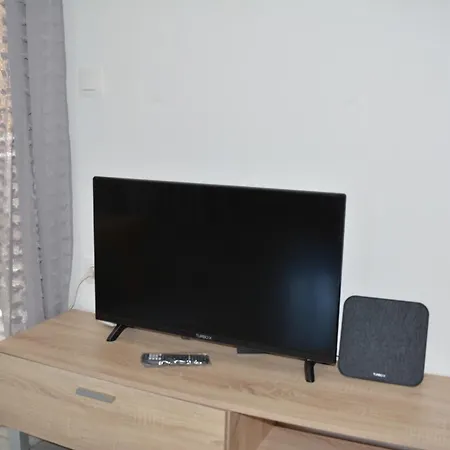 Kalamia's Sunny Apartman *