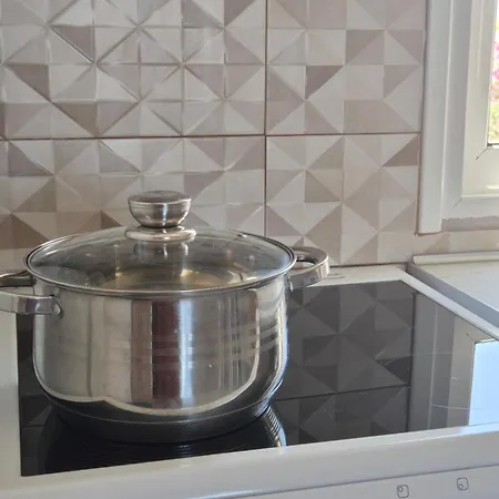 아파트 Kalamia's Sunny 피르고스